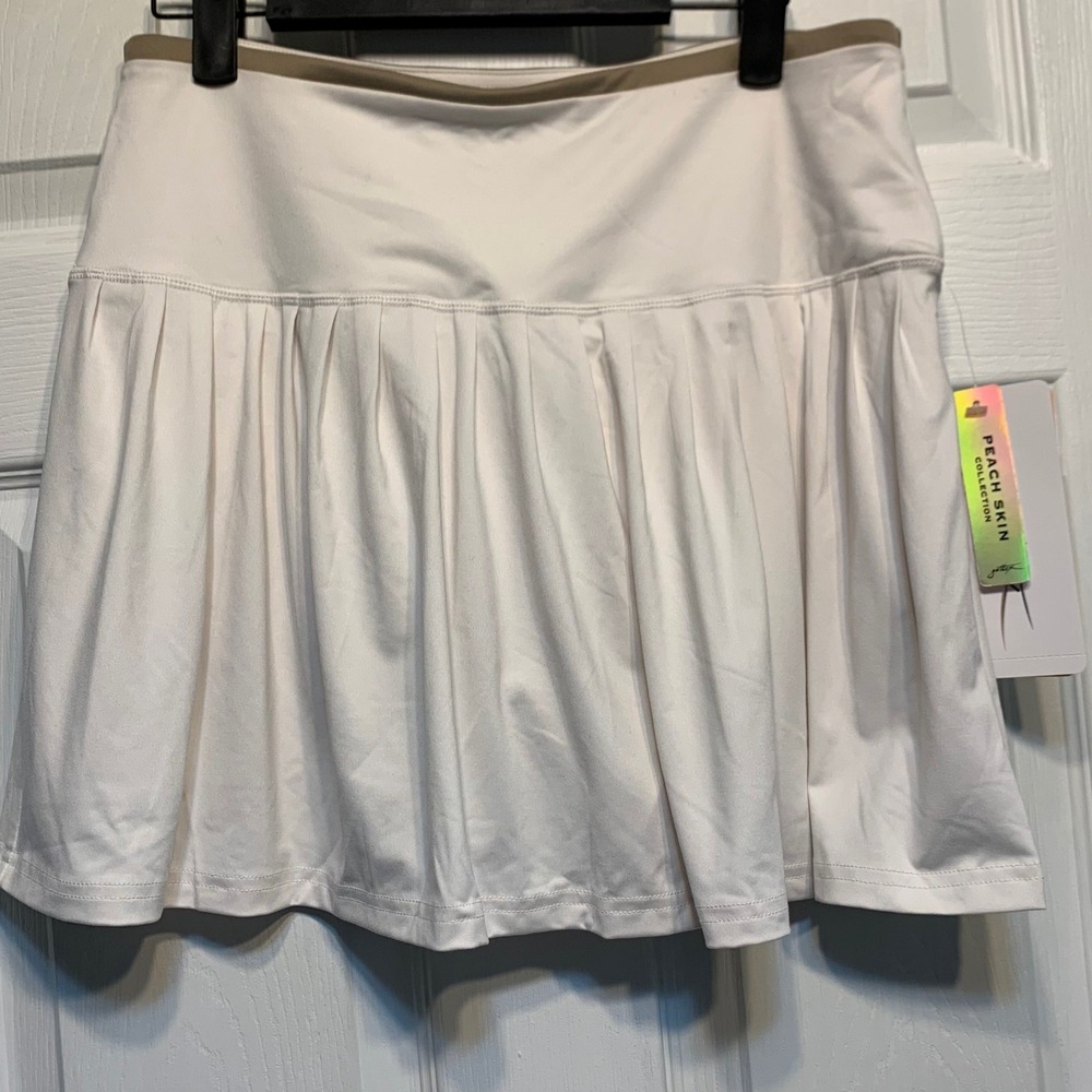 X by Gottex Skort Large Beige Pleated Peach Skin Athletic Sporty Clean Girl
